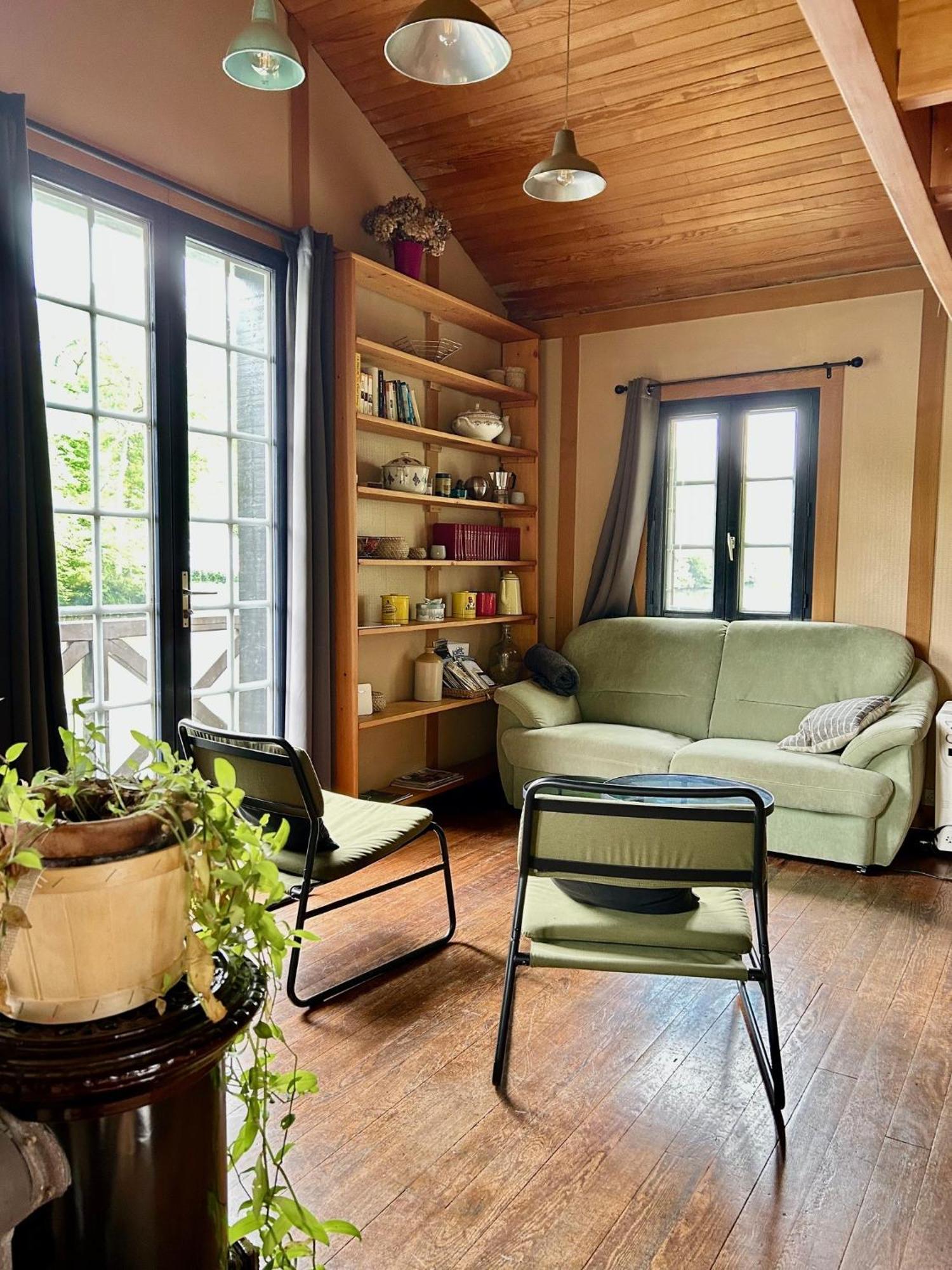 Le Chalet Bucolique Au Bord De L'Eau Olivet  Eksteriør billede
