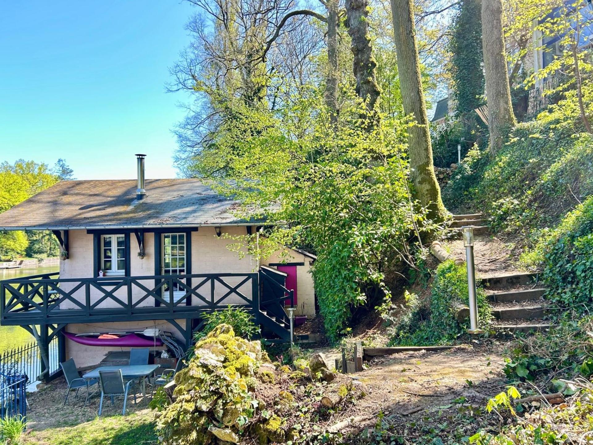 Le Chalet Bucolique Au Bord De L'Eau Olivet  Eksteriør billede